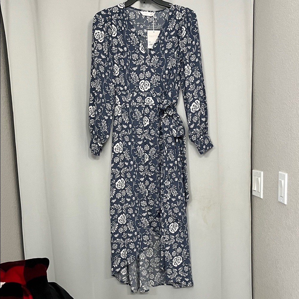 Floral Blue Lauren Conrad Women's Dress Small